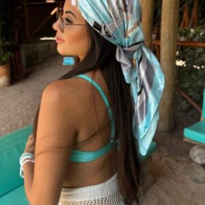 Pañoleta azul celeste y gris