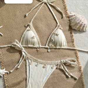 Traje de baño blanco con estrellas