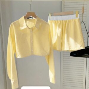 Conjunto amarillo