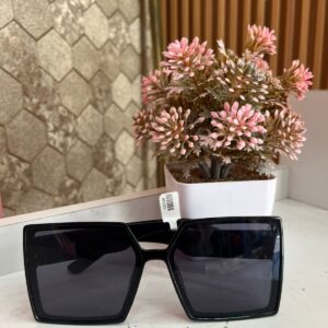 Lentes cuadrados negros